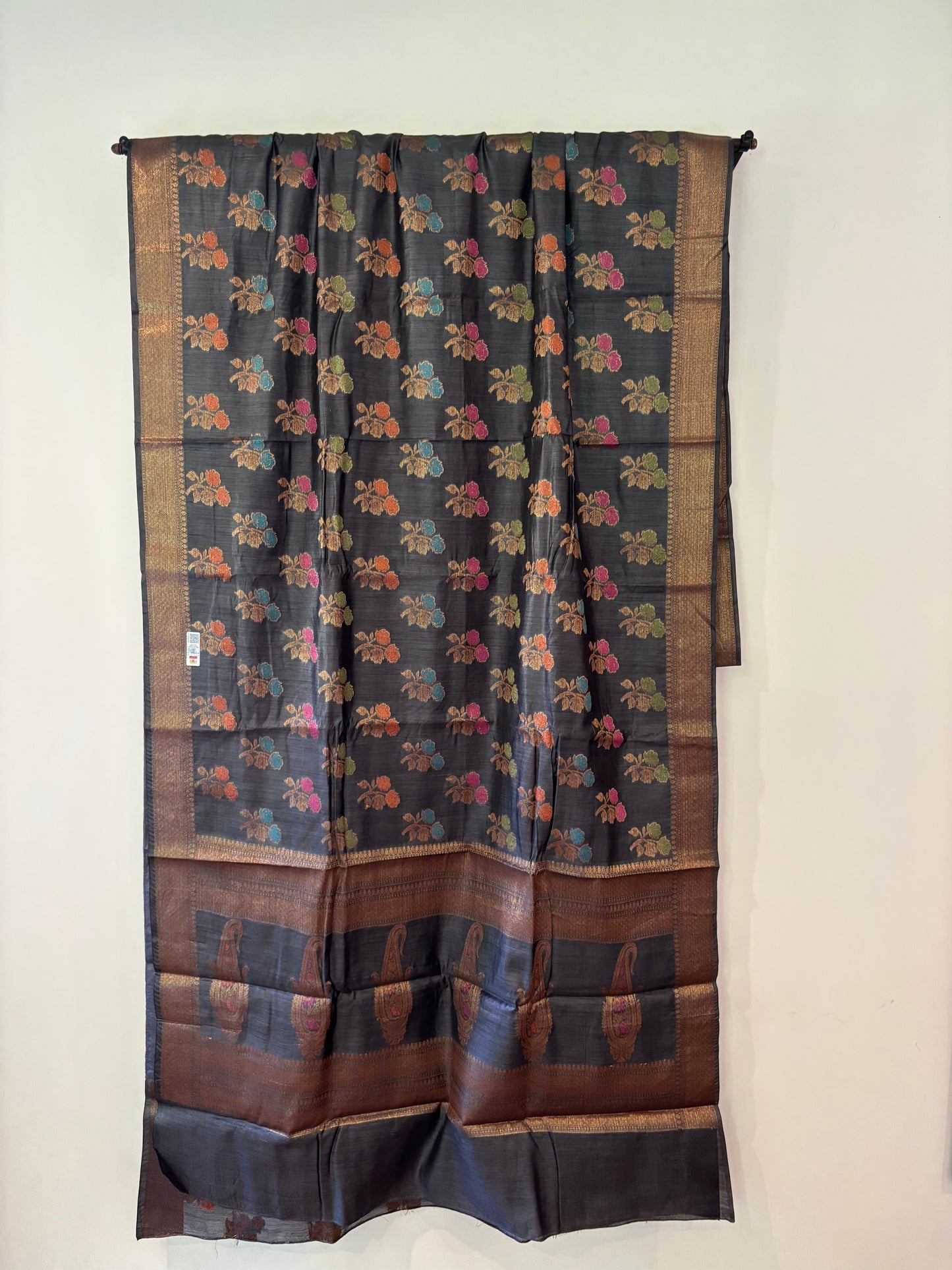 HANDWOVEN Elephant GREY Banarasi Saree with Meenakari
