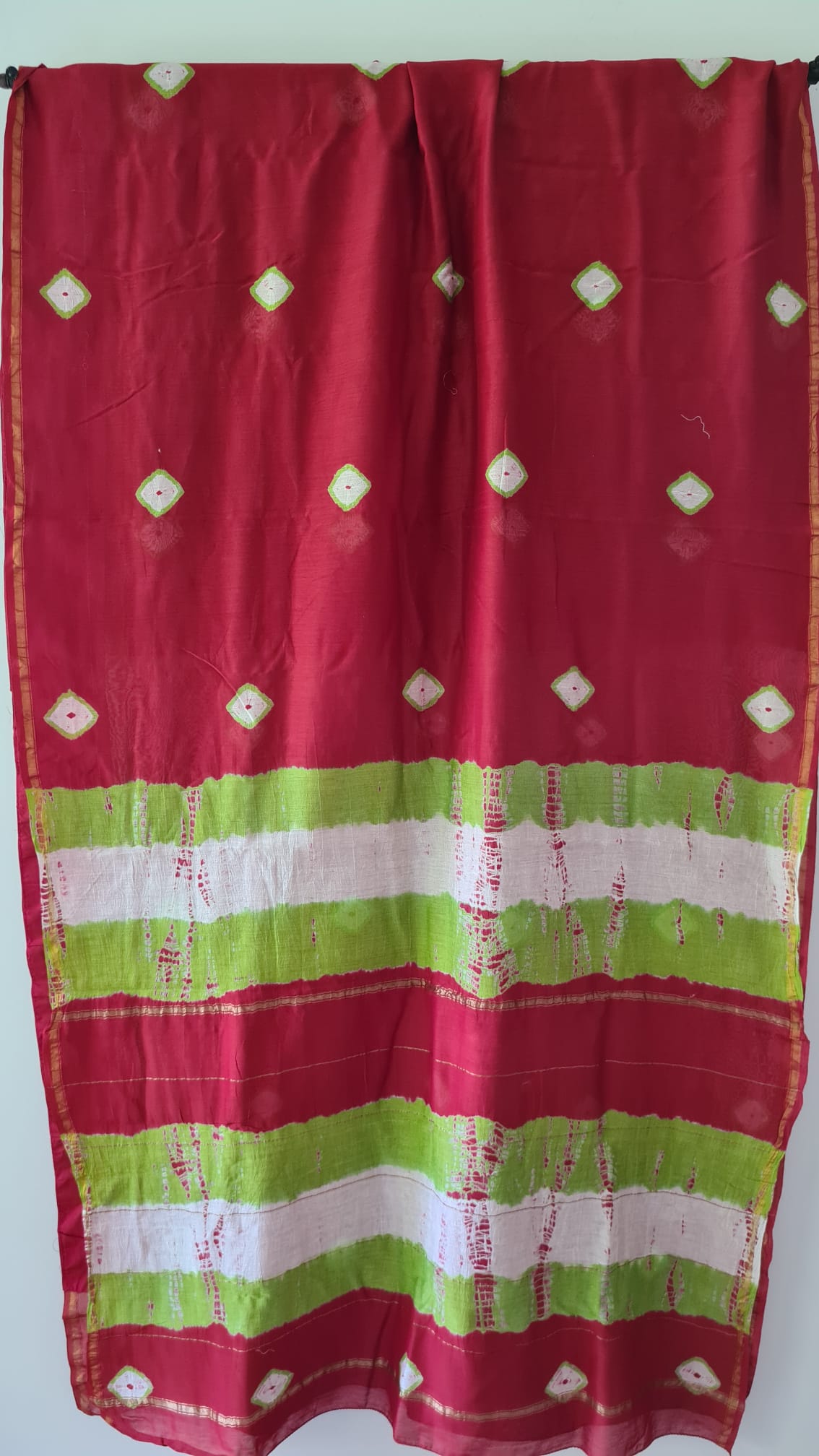 HANDWOVEN Chanderi Bandhani in Red