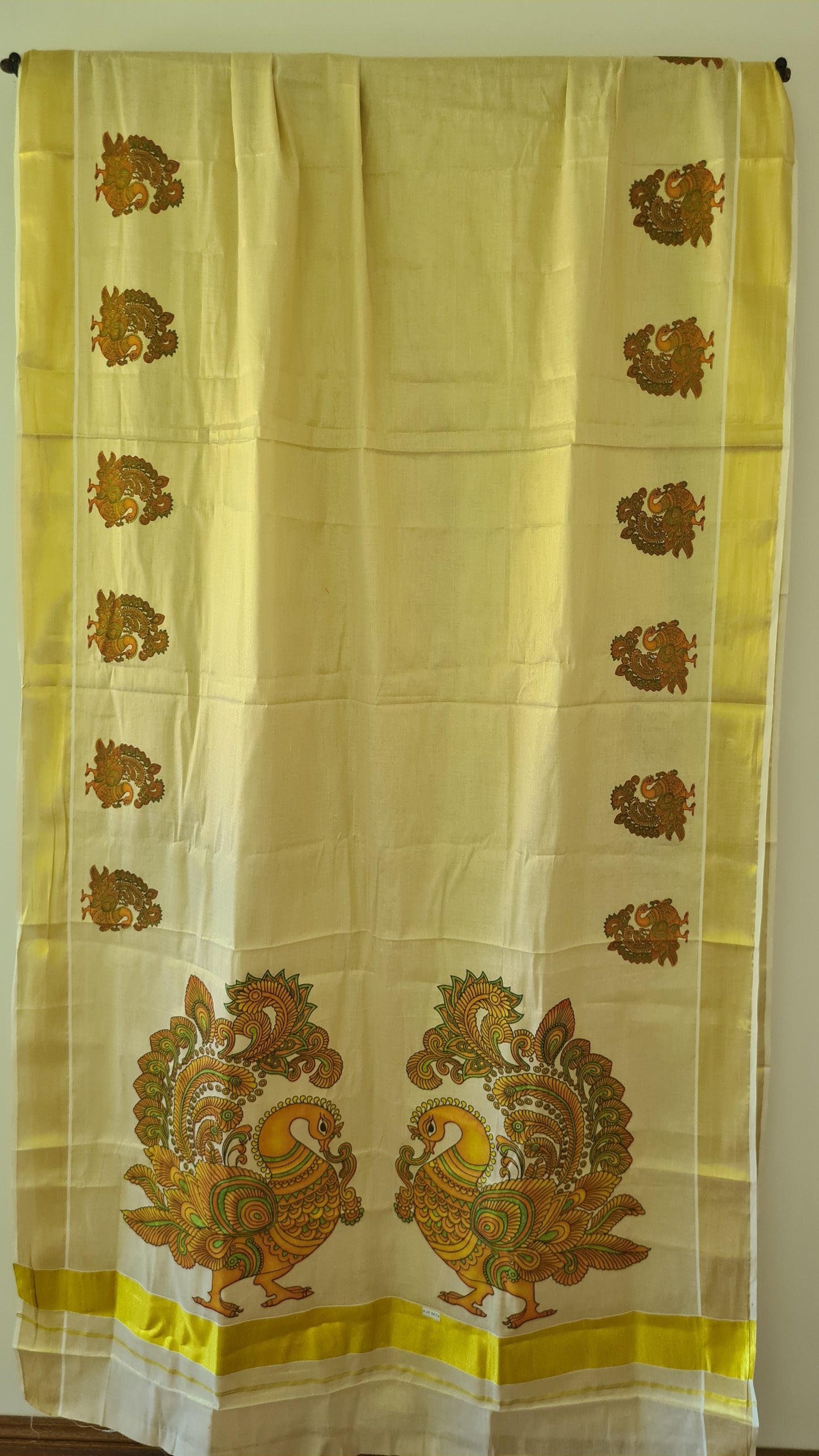 Kerala Saree in Beige and gold