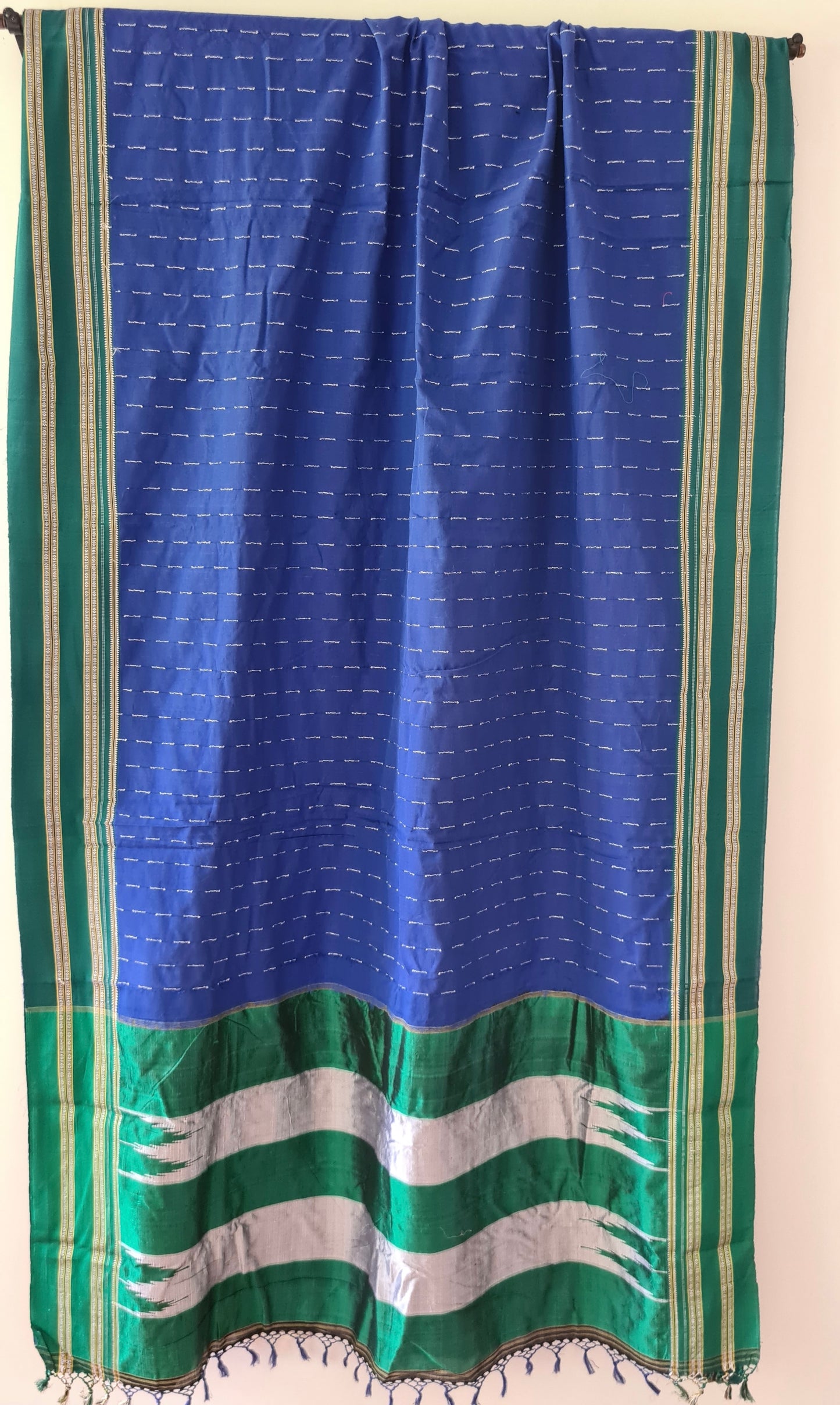HANDWOVEN Blue Ilkal