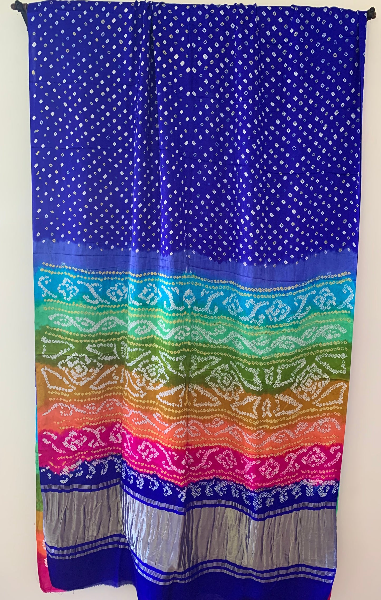 HANDWOVEN BLUE Gajji silk with rainbow Pallu