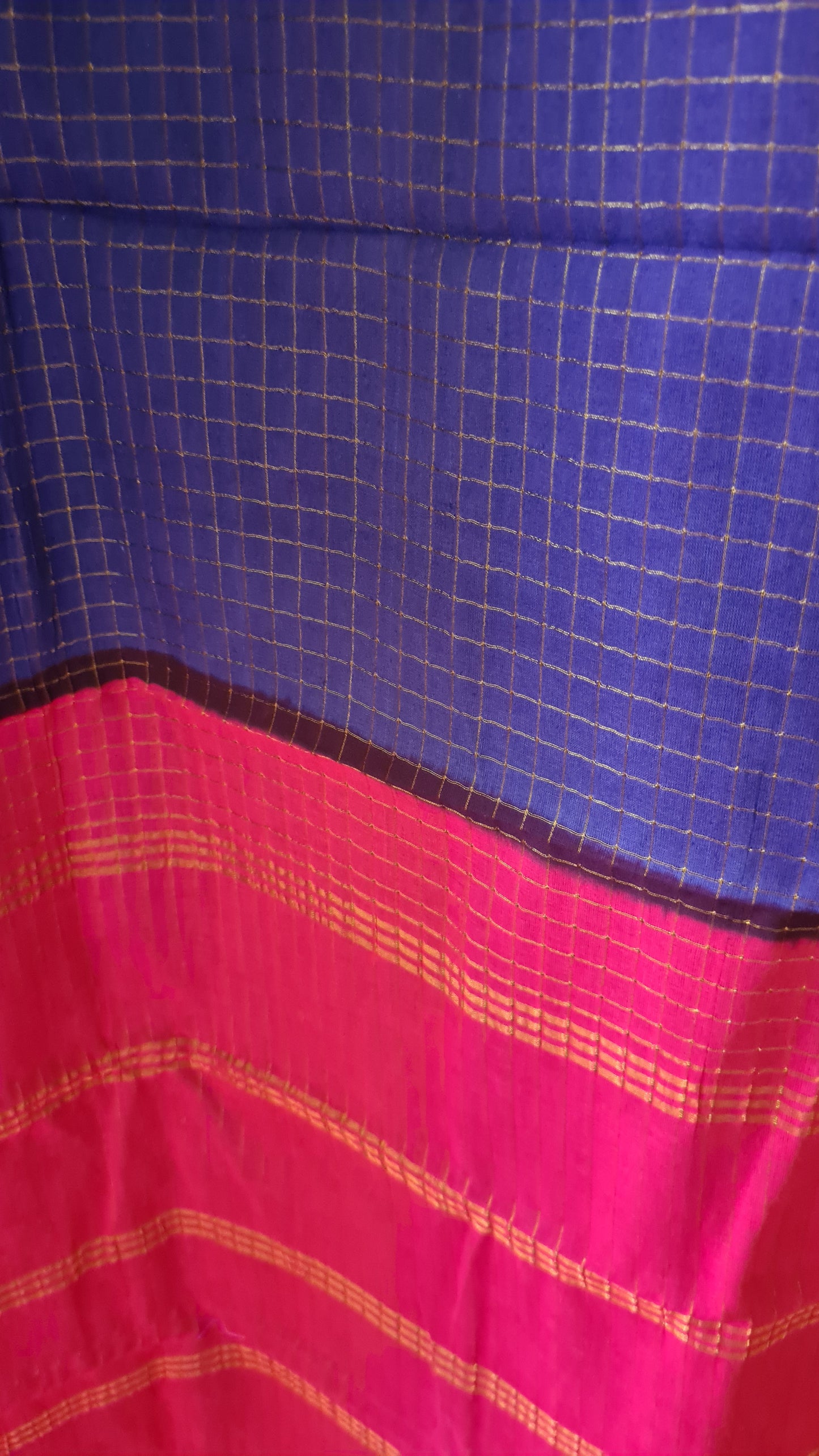 HANDWOVEN Sungudi cotton in Blue with Red border