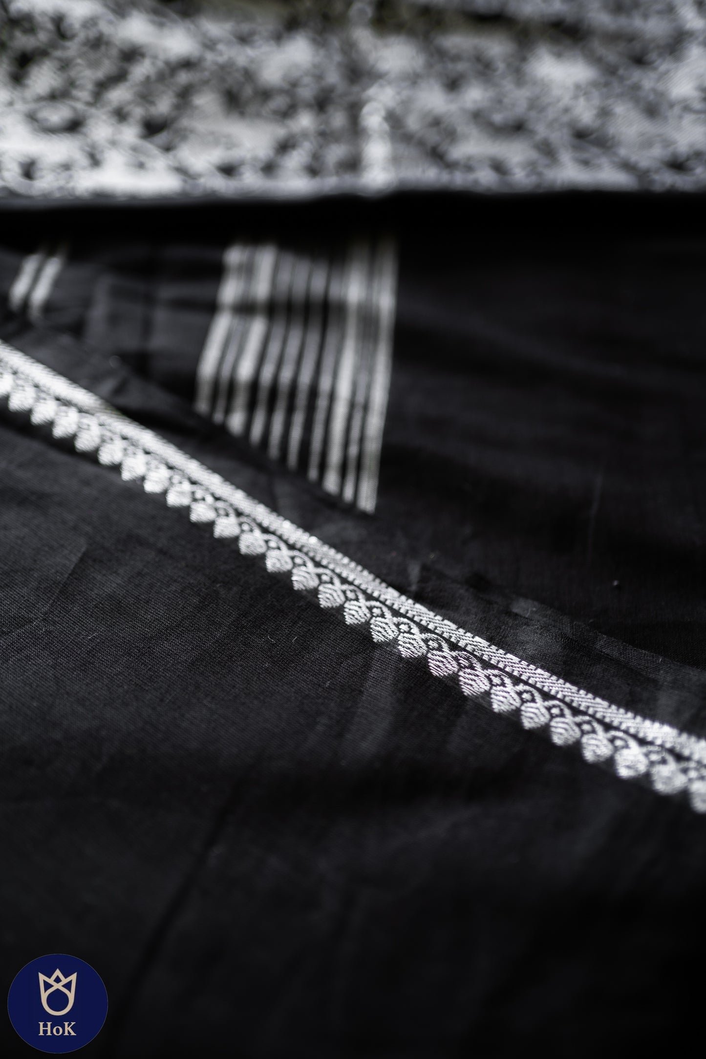 HANDWOVEN Vanasingaram Chettinad cotton in black