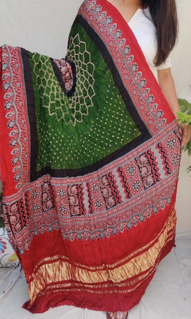 Dupatta – Green bandhini